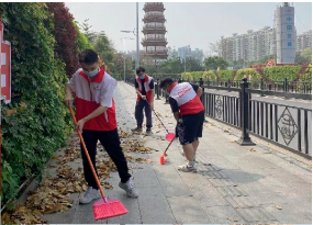 踐行雷鋒精神，奉獻(xiàn)青春力量